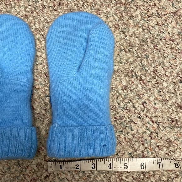 New cashmere beaded mitts - Picture 5 of 7